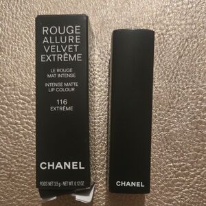 CHANEL Rouge Allure Velvet Extrême Lip Colour - Intense Black